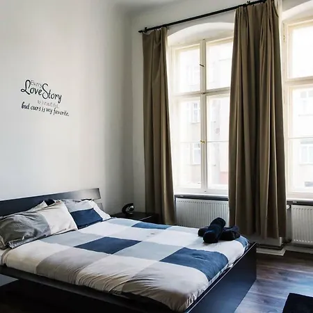 ++ Hip, Chill Berghain With Breakfast ++ Privat bolig Berlin